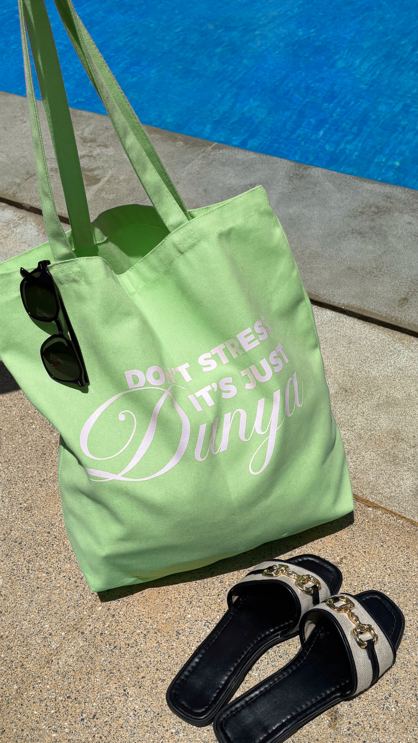 ÉDITION LIMITÉE Tote Bag XL Vert - Don't stress it's just Dunya