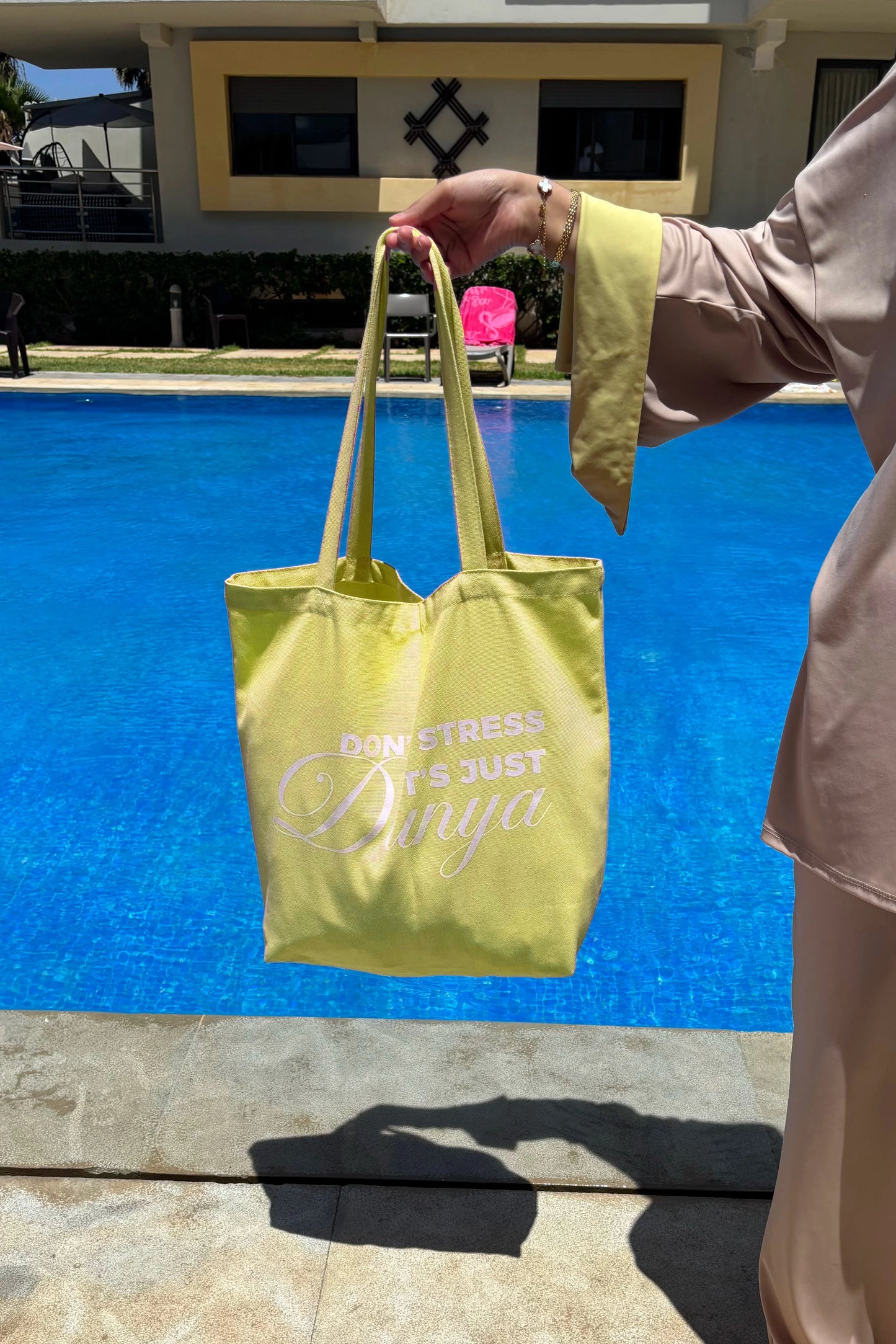 ÉDITION LIMITÉE Tote Bag XL Jaune - Don't stress it's just Dunya
