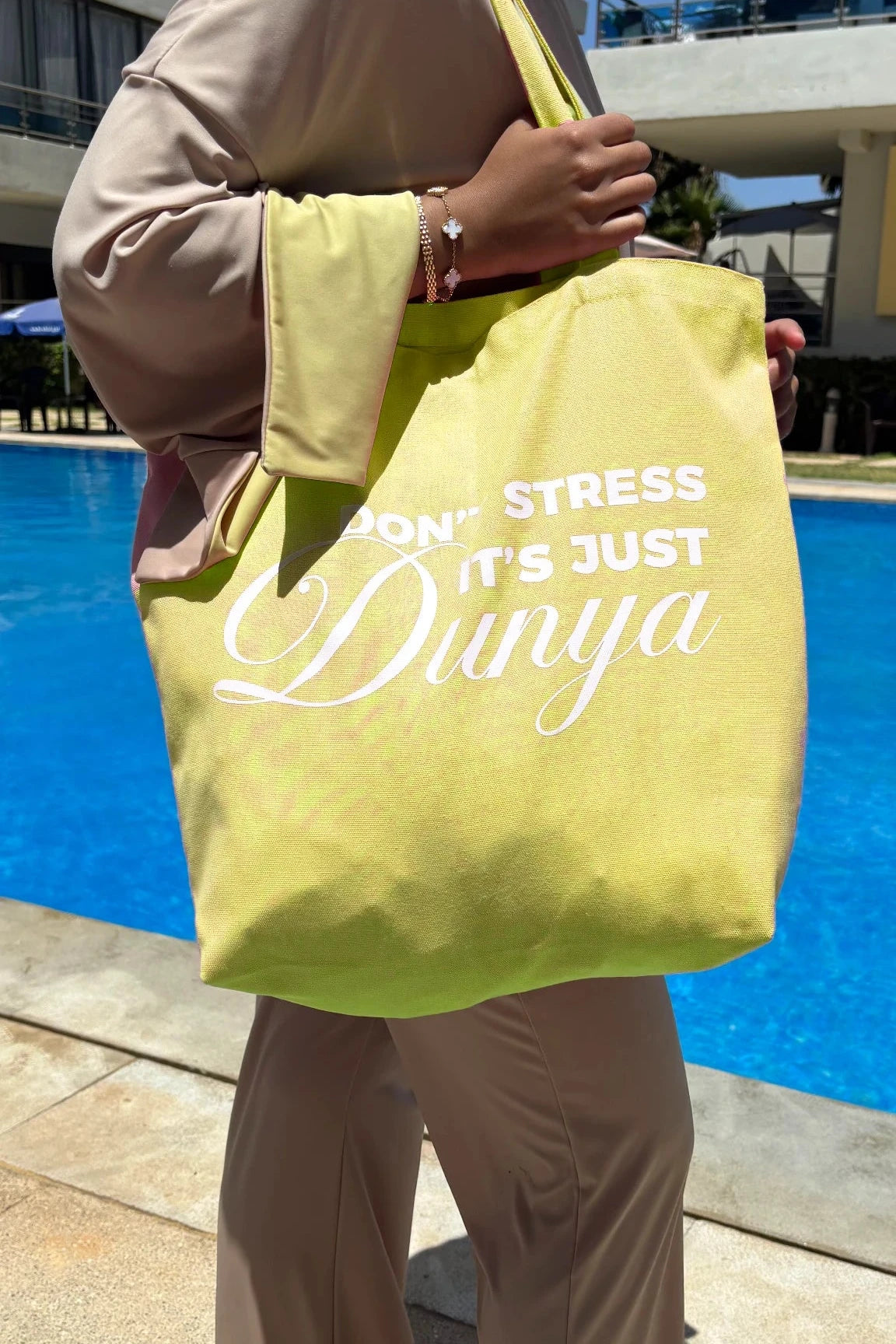 ÉDITION LIMITÉE Tote Bag XL Jaune - Don't stress it's just Dunya
