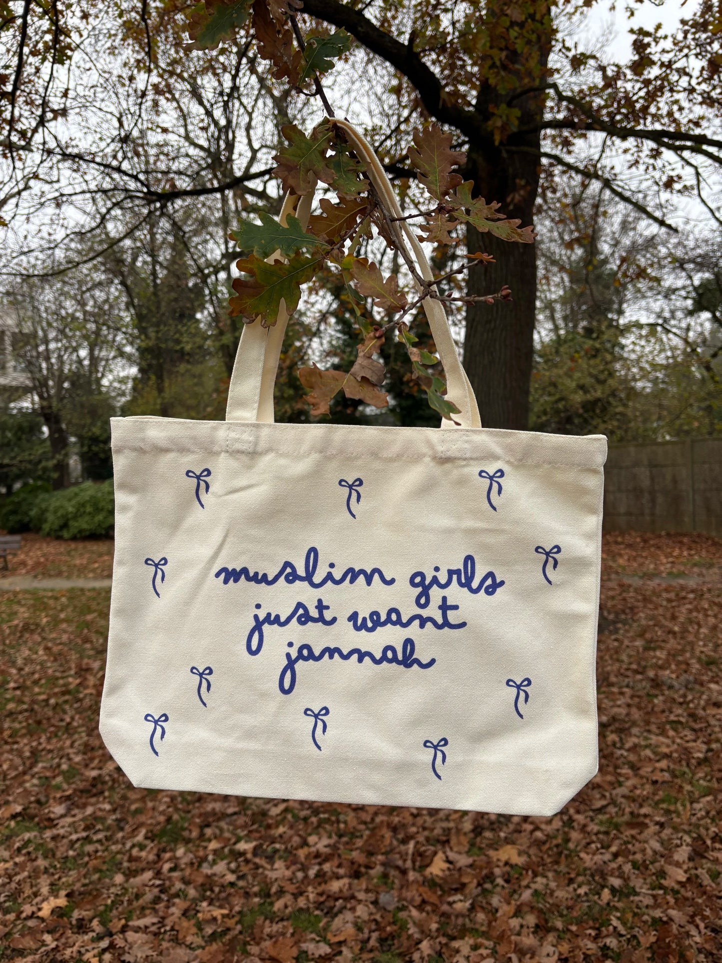 Tote Bag - Muslim girls